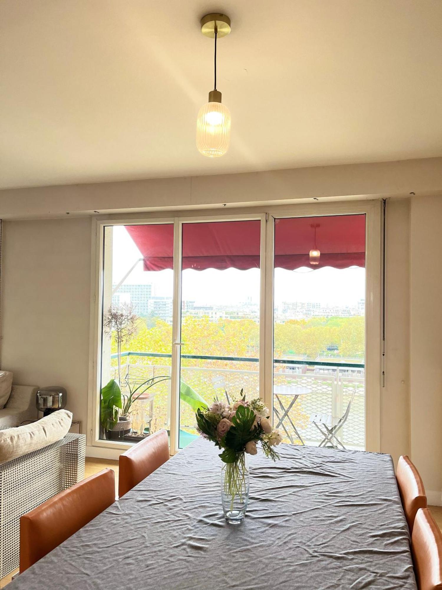 Appartement With Eiffel Tower And Seine View Bleriot