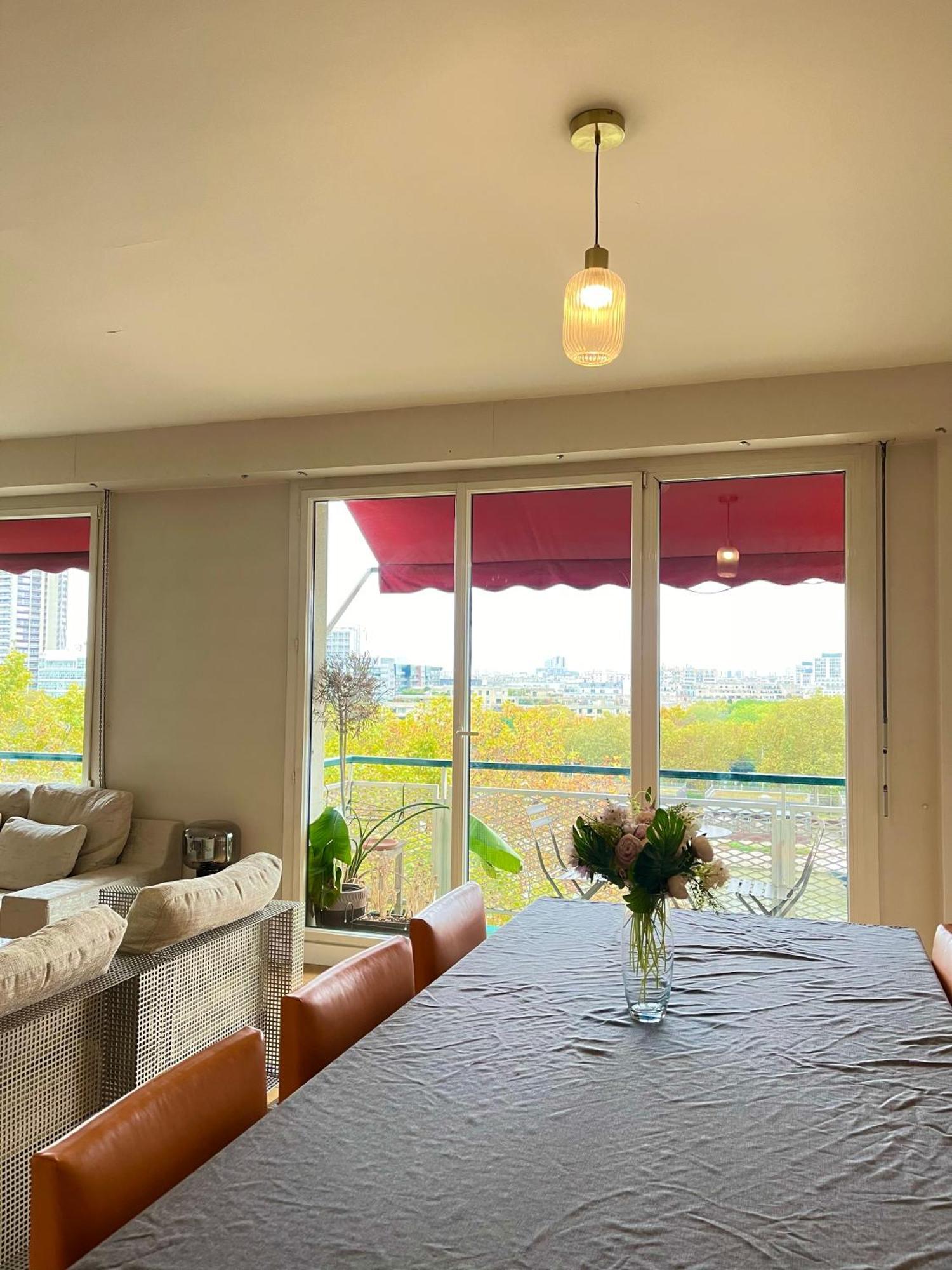 Appartement With Eiffel Tower And Seine View Bleriot